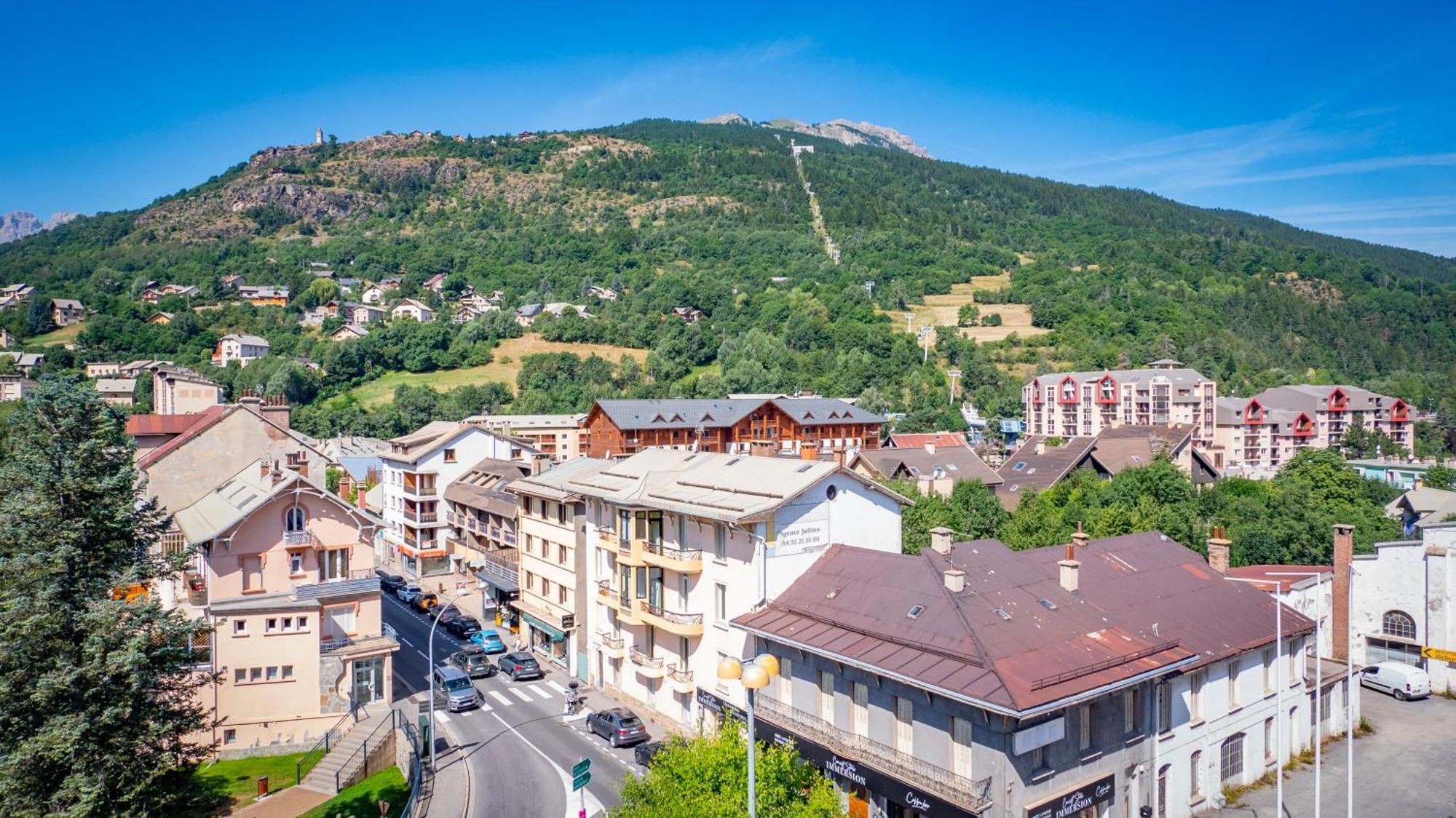 Hotel Mont-Brison Briançon Eksteriør billede