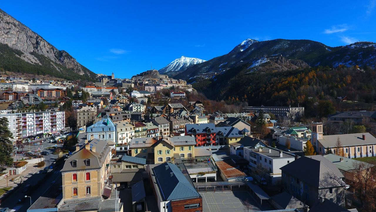 Hotel Mont-Brison Briançon Eksteriør billede