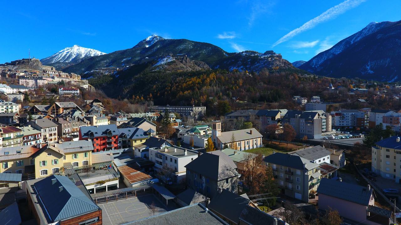 Hotel Mont-Brison Briançon Eksteriør billede